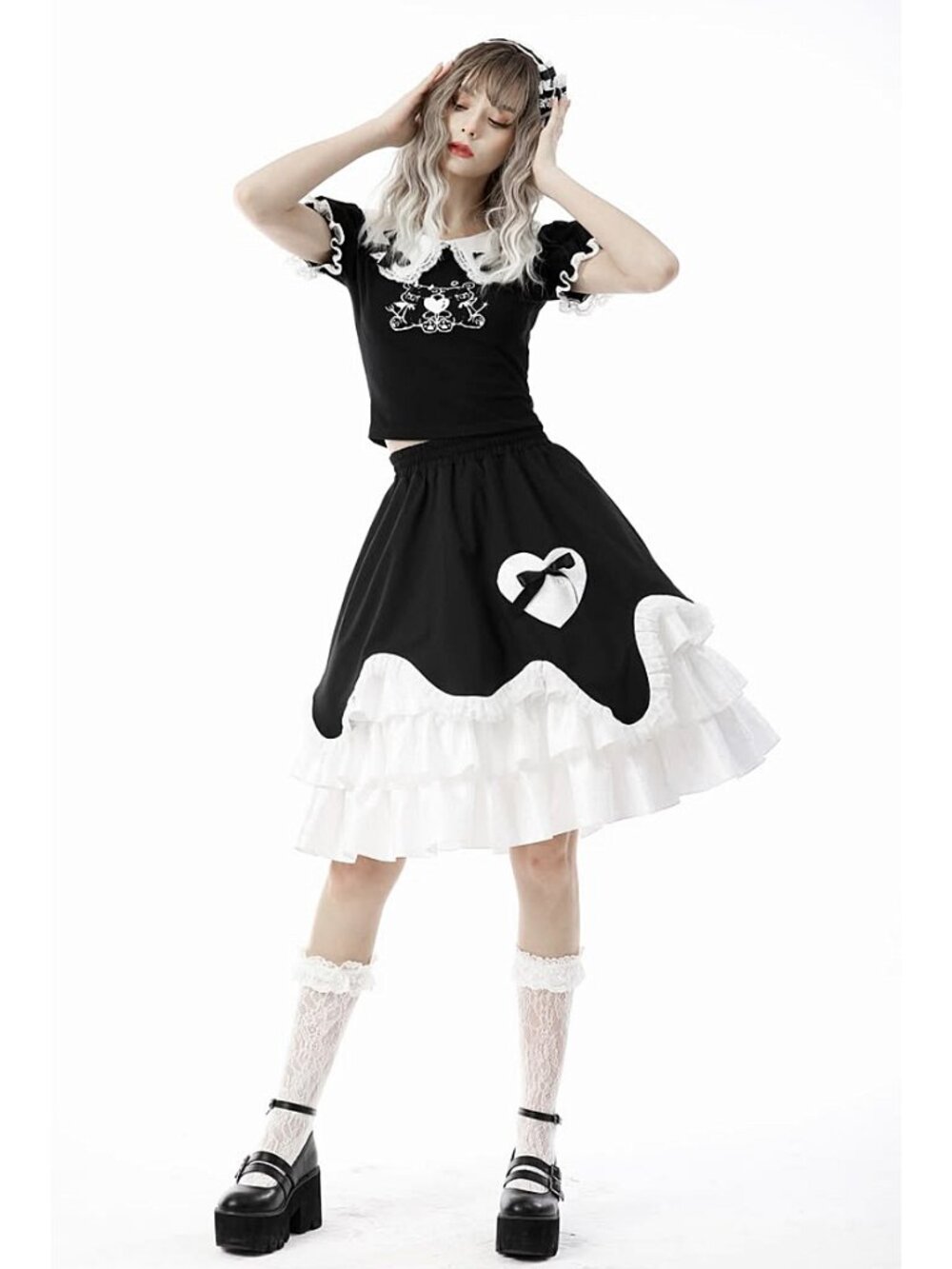 DARK IN LOVE Black And White Jirai Kei Ruffle Chocolate Melt Cake Heart Skirt